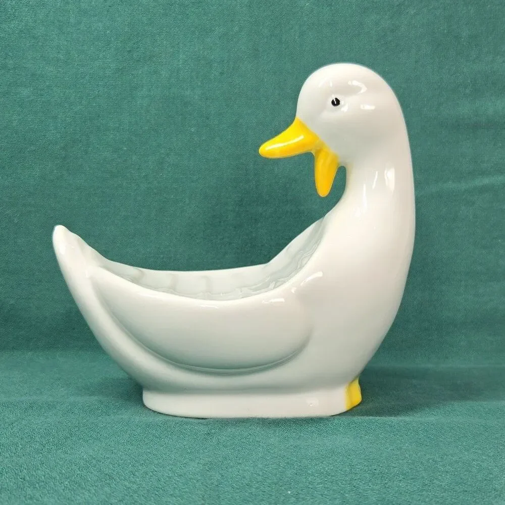 Vintage Goose Duck Soap Dish White & Yellow Ceramic Cottagecore Grandmacore